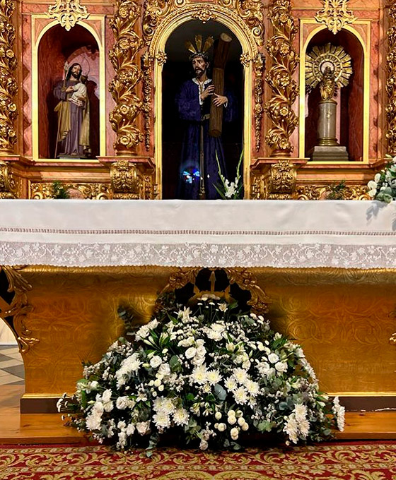 Decoracion Floral para funeral en Montijo